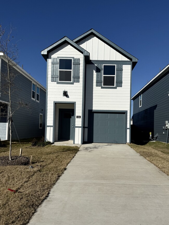 Building Photo - 314 Arbor Dr