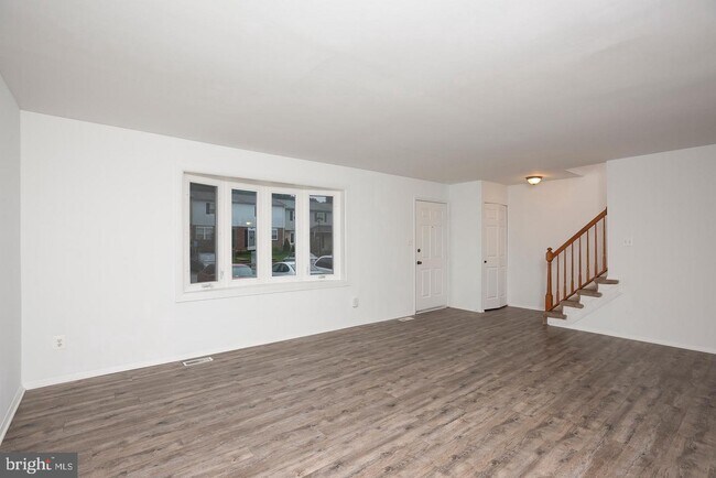 Building Photo - 424 Ingram Ct