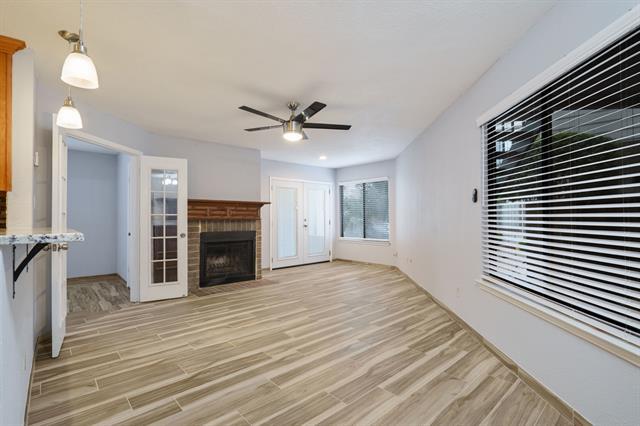 Building Photo - 2310 Balsam Dr