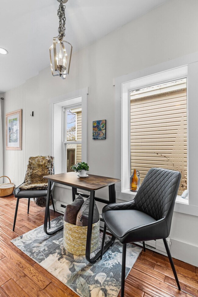 Photo du bâtiment - 3 Bond St