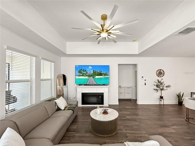 Foto del edificio - 18334 Serene Lk Lp