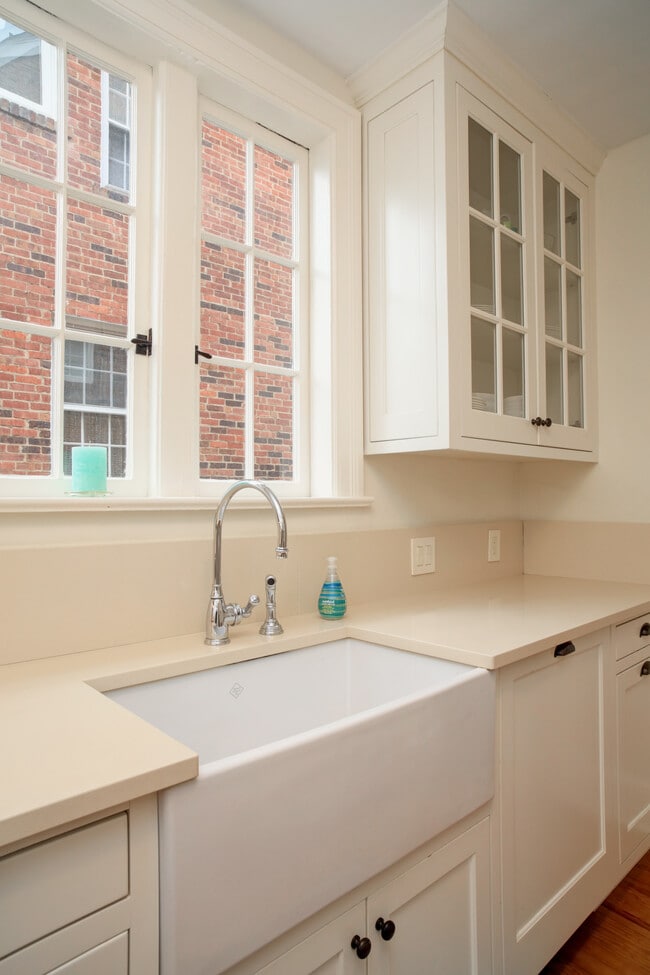 Building Photo - 5334 Nebraska Ave NW