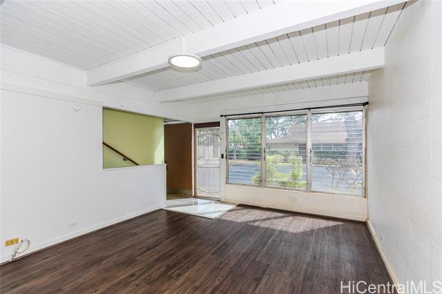 Building Photo - 4912 Kilauea Ave