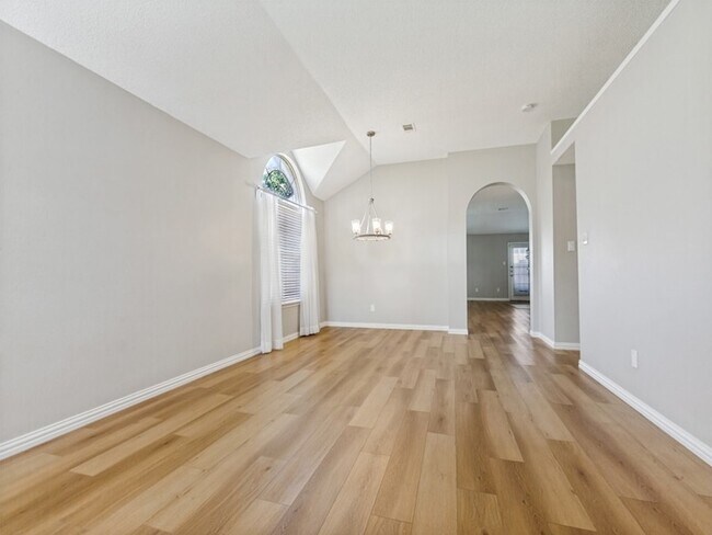 Foto del edificio - 8028 Alderwood Pl