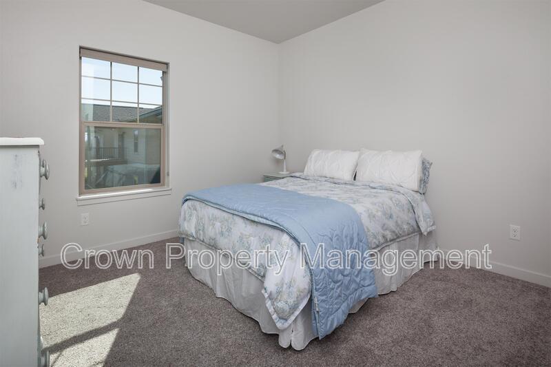 Foto principal - 202 Sawyer Ln