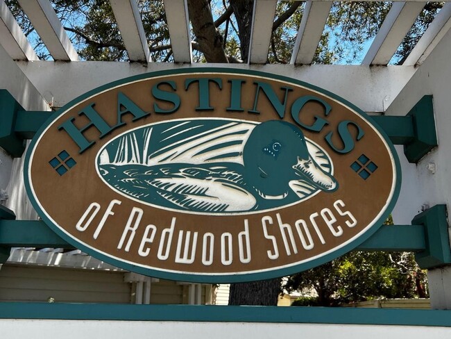 Building Photo - Spacious 2BR/2BA Redwood Shores Condo with Balcony, Natural Light & Garage Parking