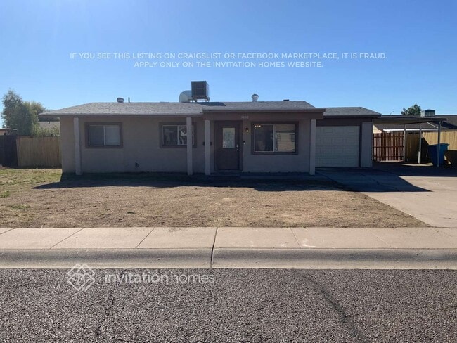 Building Photo - 3033 E Corrine Dr