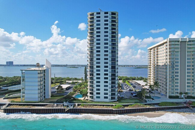 Building Photo - 5420 N Ocean Dr