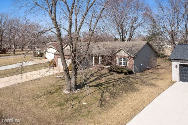 Building Photo - 4 br, 3 bath House - 927 Holiday Point Pkwy