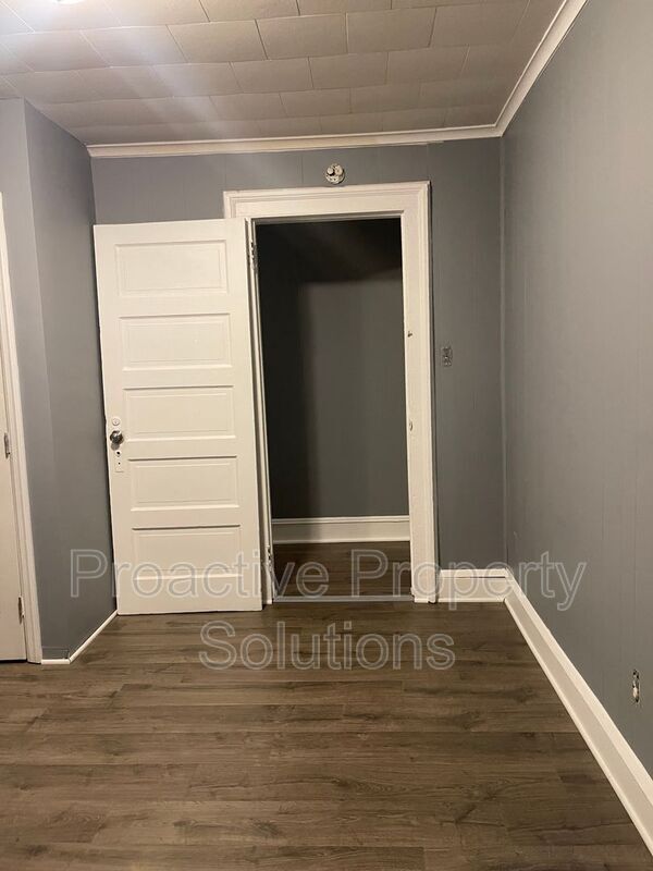 Foto principal - 502-504 St Frances Cabrini Ave