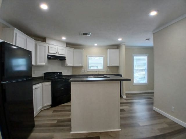 Building Photo - 1807 La Crosse Ave