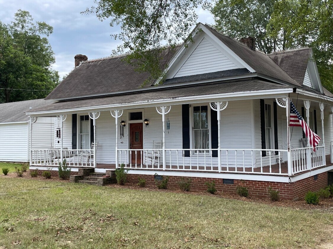 Foto principal - 102 Cedar St