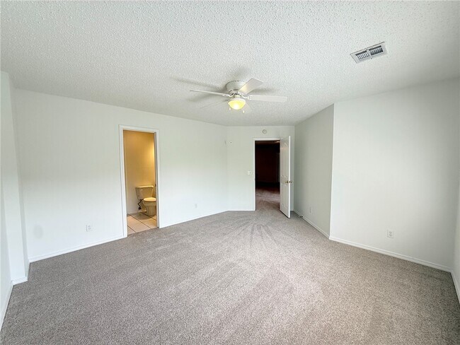 Foto del edificio - 18033 Broadview Dr