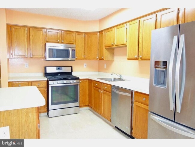 Foto del edificio - 162 Shrewsbury Ct