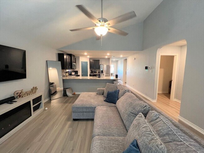 Foto del edificio - 4 br, 2.5 bath House - 846 Brown Thrasher