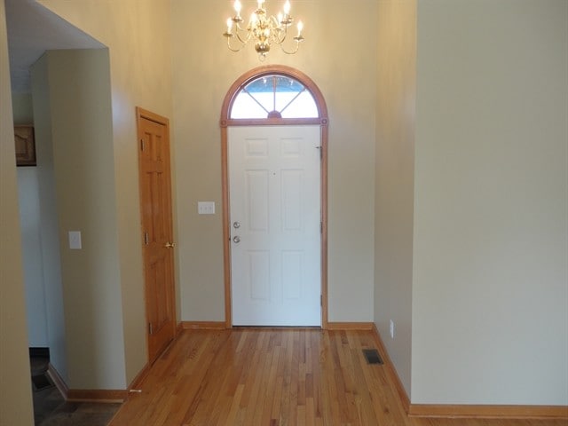Building Photo - 1433 Aaron Drive W