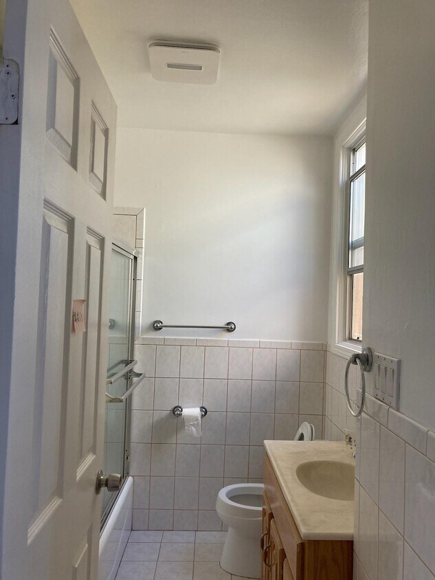 Bathroom - 2138 47th Ave