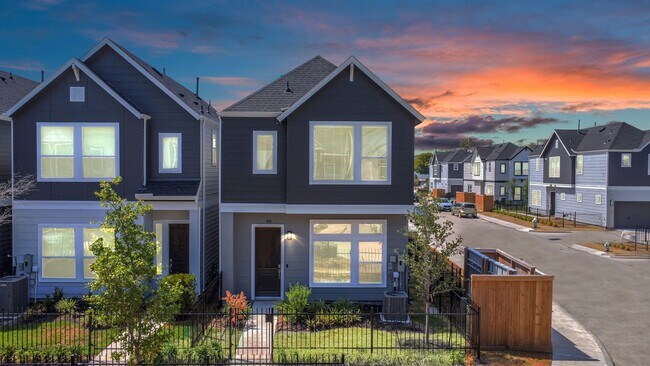 Building Photo - 753 Strawberry Pines Ct