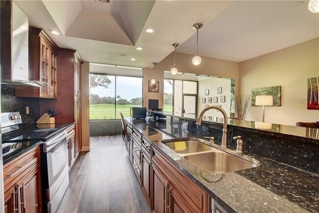 Building Photo - 7448 La Paz Blvd