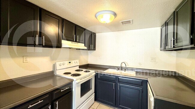 Foto del edificio - 2662 N 43rd Ave