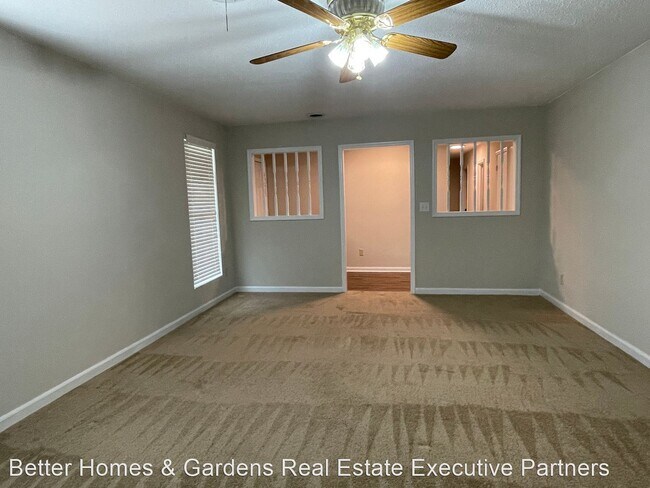 Building Photo - 3 br, 2 bath House - 118 Hollingsworth Dr