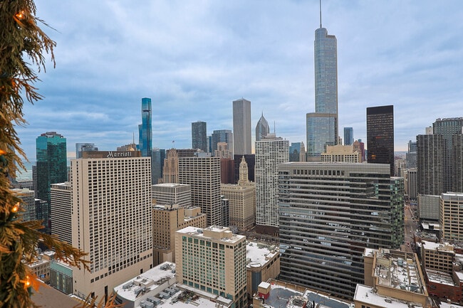 Foto del edificio - 10 E Ontario St
