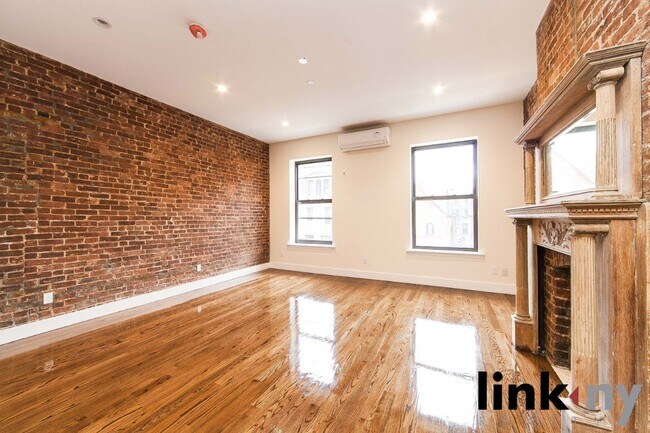 Building Photo - West 139th Street