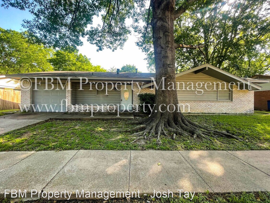 Primary Photo - 3 br, 2 bath House - 1208 Austin Drive