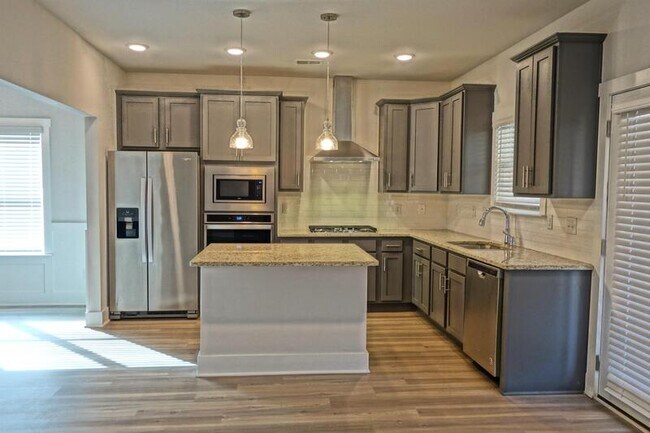 Foto del edificio - 8359 Anslee Way NW