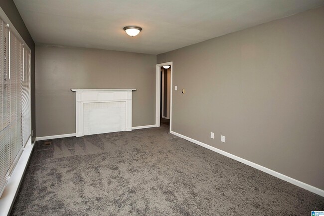 Building Photo - 2215 1st Pl NW