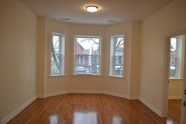 Building Photo - 4030 W Kamerling Ave