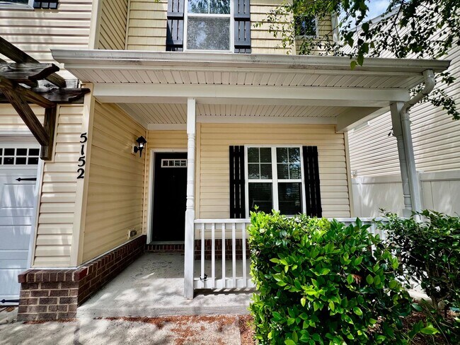 Foto del edificio - 3 bedroom home in sought after Whitaker Place, Virginia Beach