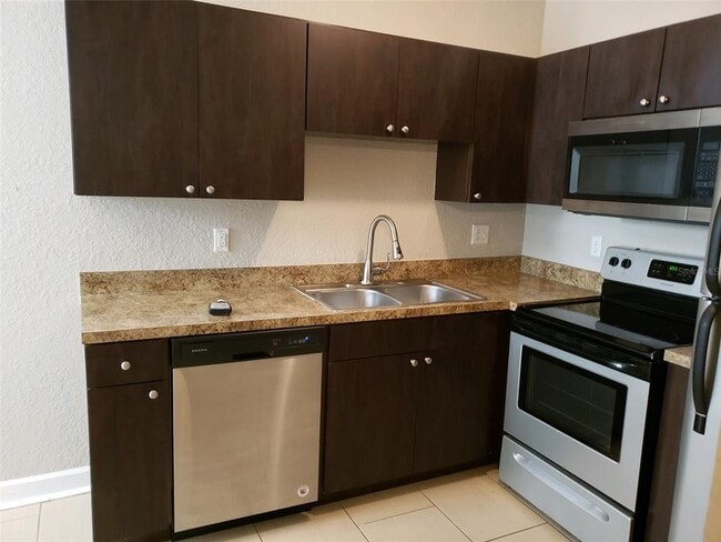 Foto del edificio - 4211 W North A St