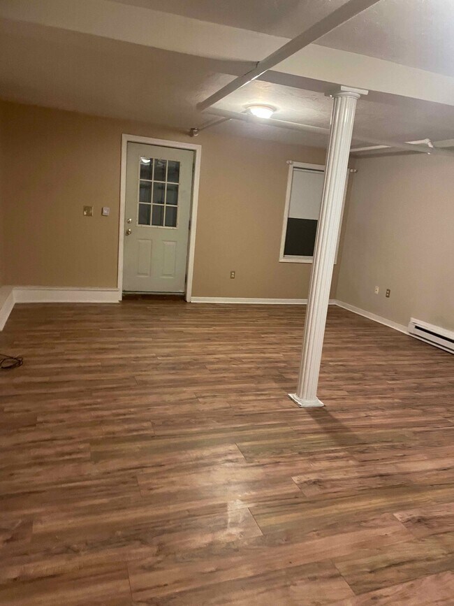 Foto del edificio - 132 Summer St