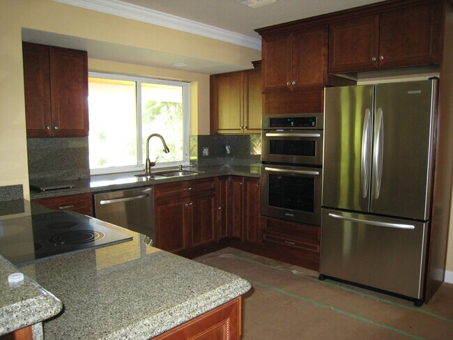 Foto del edificio - 1 SE Sharon St