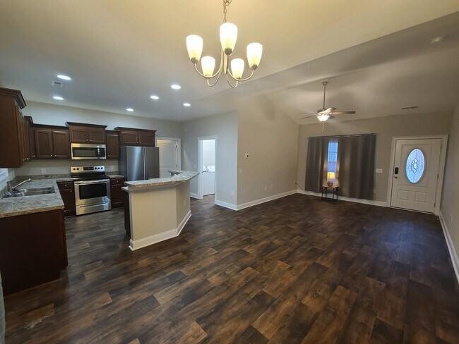 Building Photo - 129 Baylee Cir