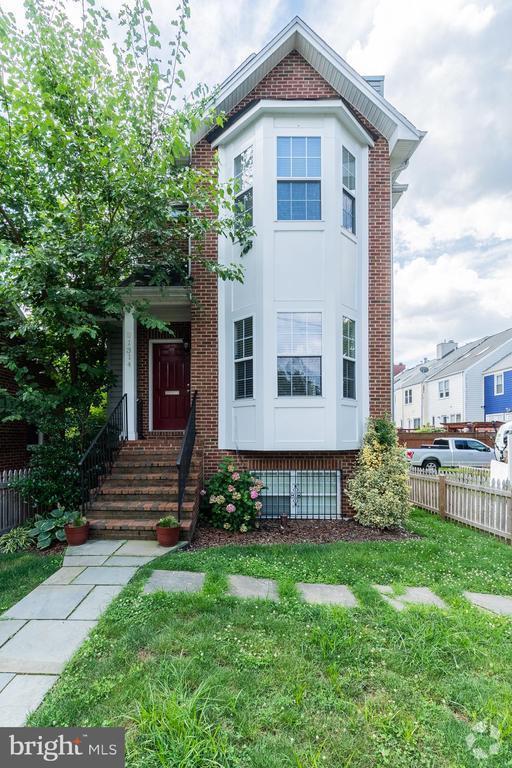 Building Photo - 1314 Wythe St