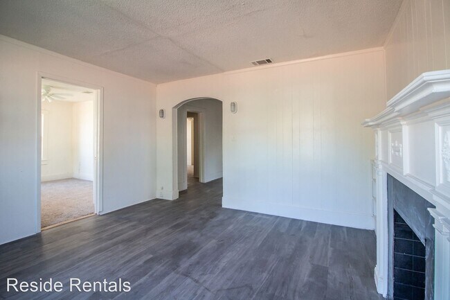 Foto del edificio - 3 br, 1 bath House - 1905 16th St