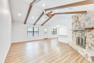 Building Photo - 1410 Vista Ridge Cove