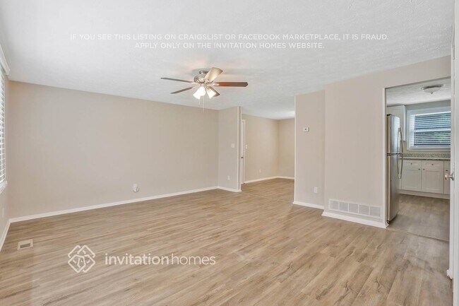 Foto del edificio - 6860 Cainwood Dr