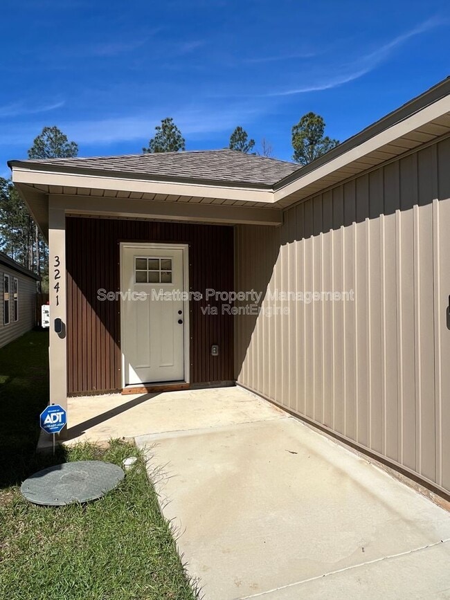 Building Photo - 3241 Damon Dr