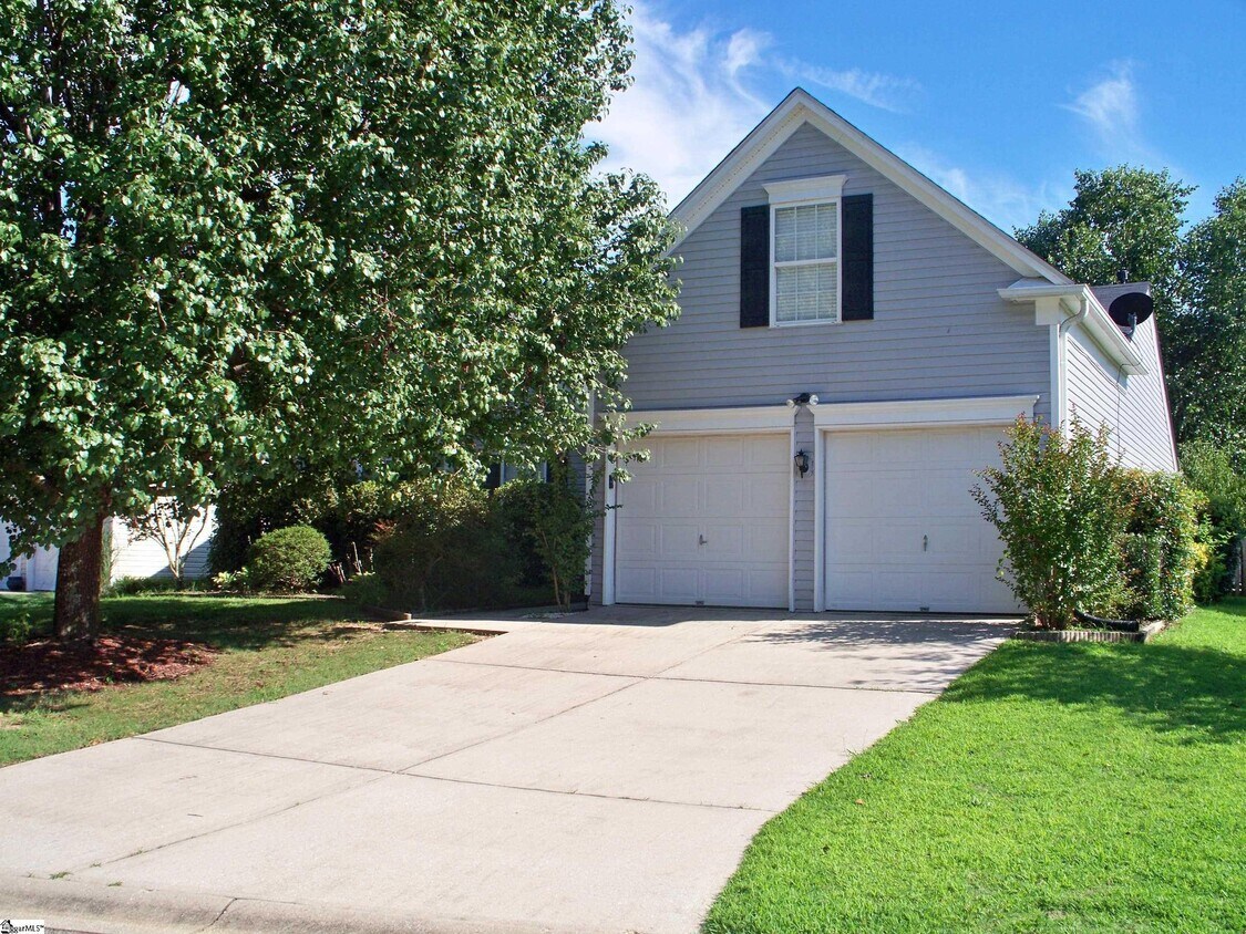 Foto principal - 418 Woolridge Way