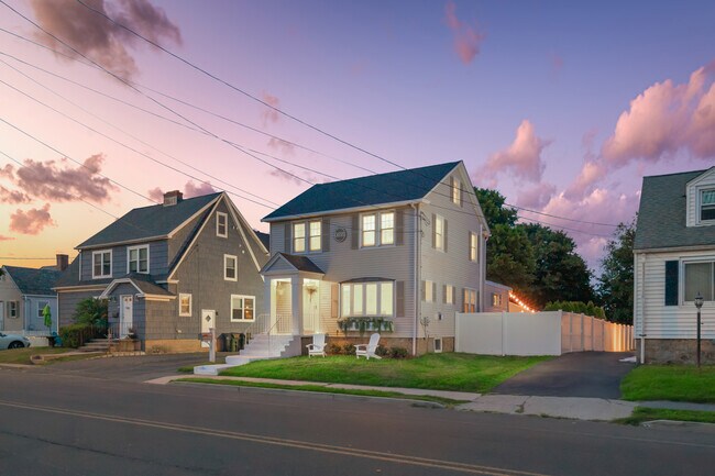 Foto del edificio - 503 Reef Rd