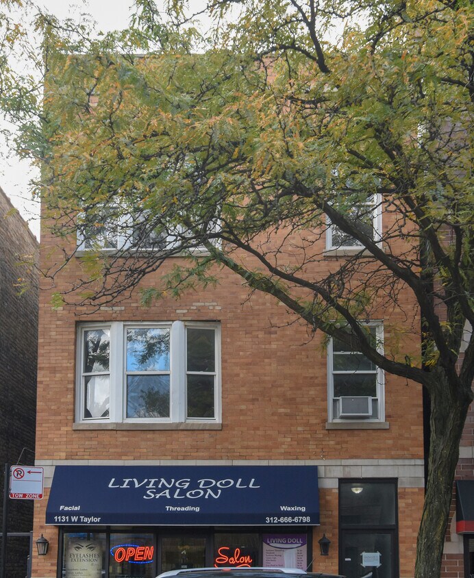 Primary Photo - 1131 W Taylor St
