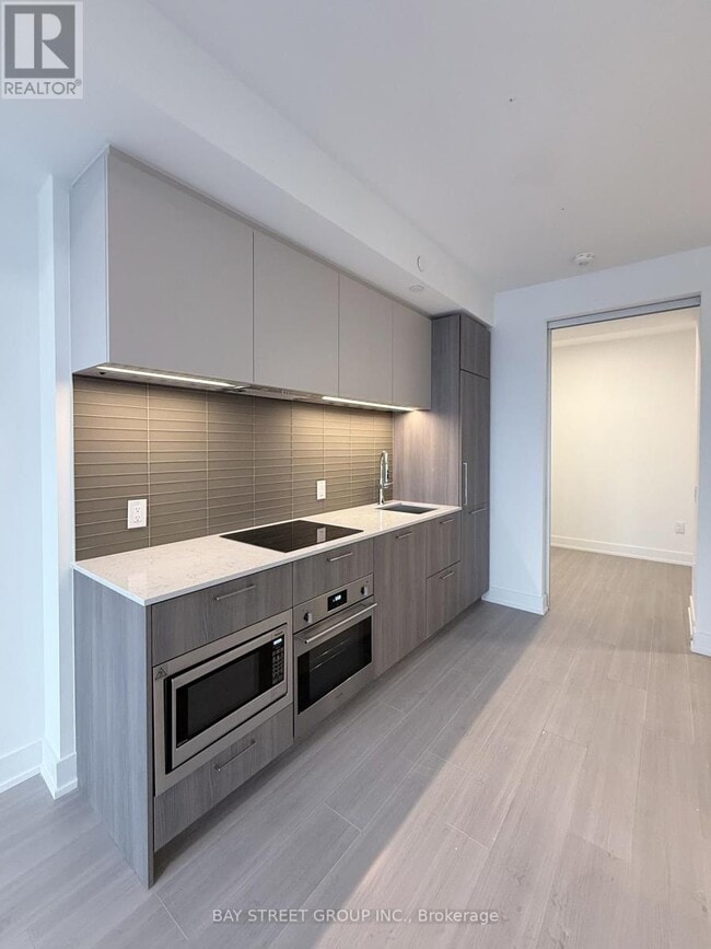 Building Photo - 36 Olive Ave