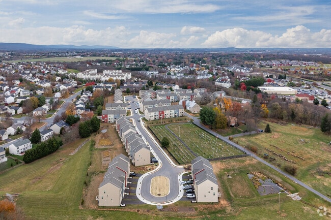 1097 Rocky Springs Rd - Towns at Walnut Ridge
