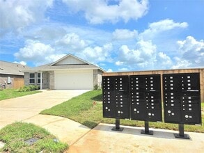 Building Photo - 26818 Zebra Grass Dr