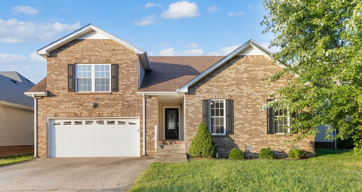 Primary Photo - IMPECCABLY MAINTAINED RANCH WITH BONUS ROOM!