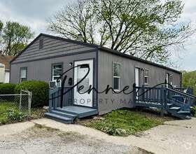 Building Photo - 600 S Cedar Ave