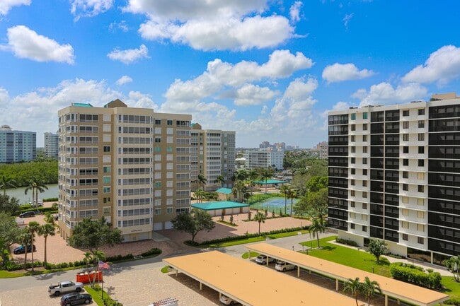 Building Photo - ***STUNNING GULF VIEW*** SEASONAL or ANNUA...